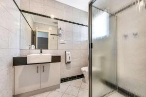 Comfort Inn & Suites Manhattan - Frequently Asked Questions