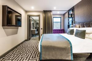 Courthouse Hotel Shoreditch - Common Questions