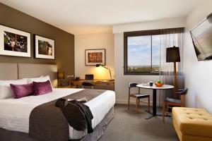 East Hotel and Apartments - Questions About Your Stay