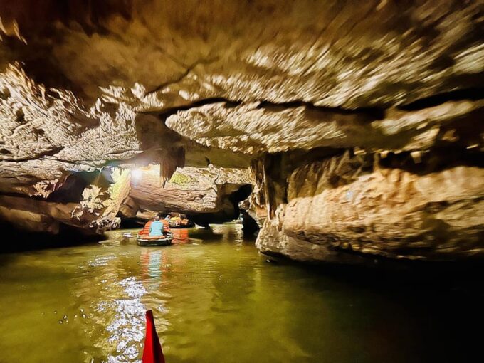 Hanoi: Hoa Lu, Tam Coc & Mua Cave ,Buffet Lunch｜Vietnam - Mua Cave: Panoramic Views