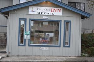 Lighthouse Cove Inn - Booking Your Stay