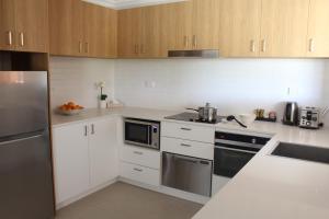 Littomore Suites Bathurst - Questions About Your Stay