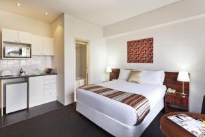 Macleay Hotel - Questions About Your Stay