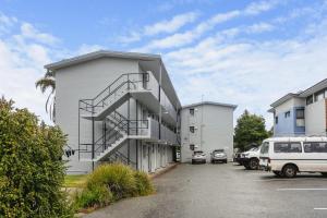 Malibu Apartments - Perth - Apartment Features