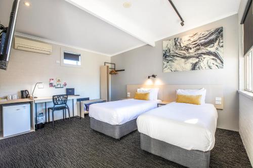 Nightcap at Colyton Hotel - Questions About Your Stay