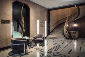 Rand Tower Hotel, Minneapolis, a Tribute Portfolio Hotel - Booking Your Stay