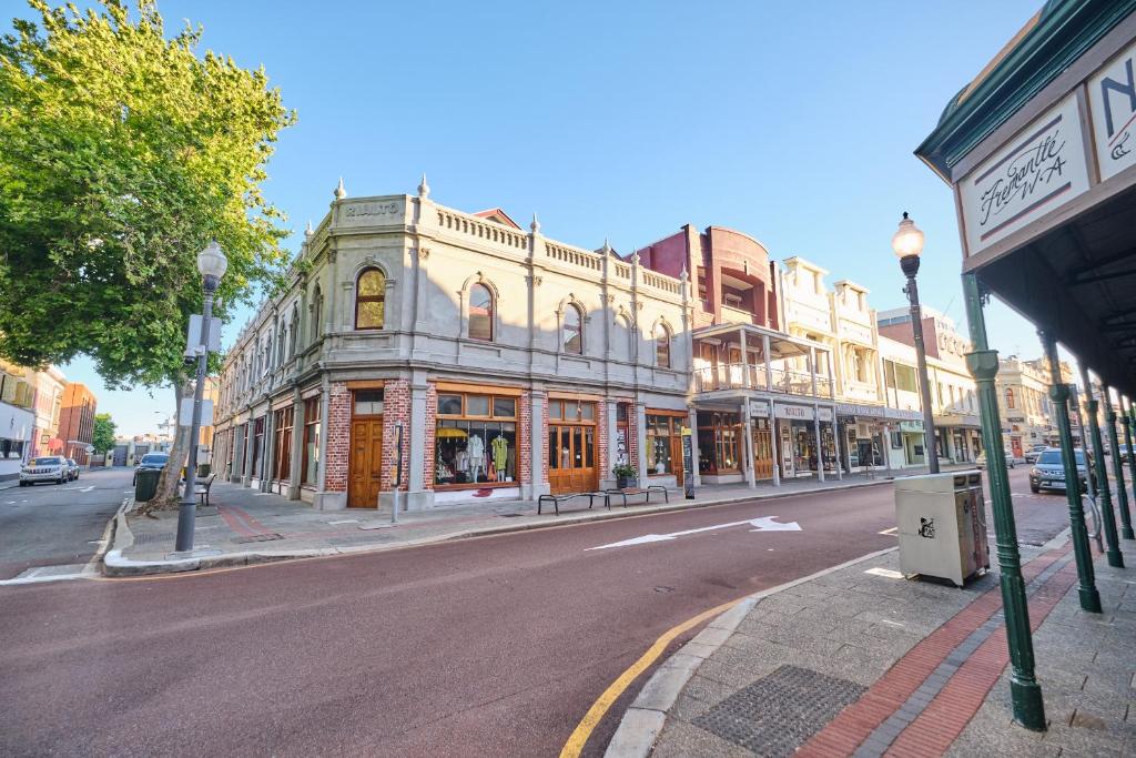 RIALTO SUITES Fremantle Review
