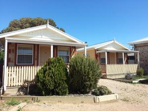 Sonbern Lodge Motel - Frequently Asked Questions