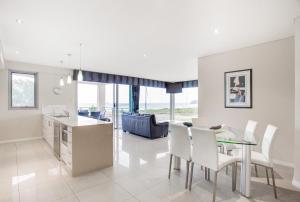 Spinnakers by Rockingham Apartments - Questions About Your Stay