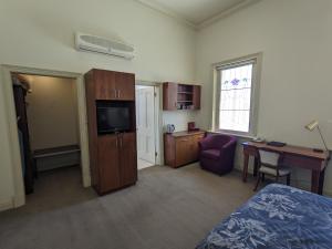 The Astra Broken Hill - Getting There