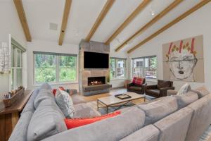 The Auberge Residences at Element 52 - Booking Your Stay