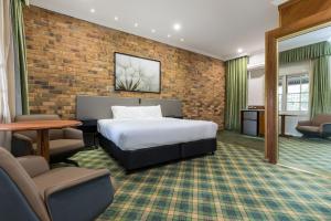 The Carrington Inn - Bungendore - Questions About Your Stay