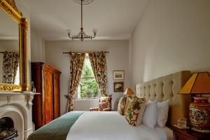 The Corinda Collection - Frequently Asked Questions