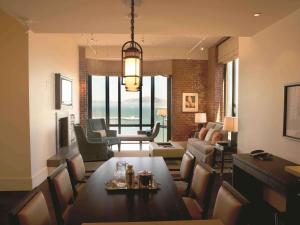 The Fairmont Heritage Place Ghirardelli Square - Location and Accessibility