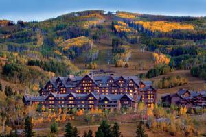 The Ritz-Carlton, Bachelor Gulch - Suitability for Couples and Families