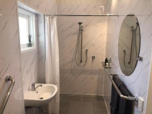 Toodyay Manor - Questions About Your Stay