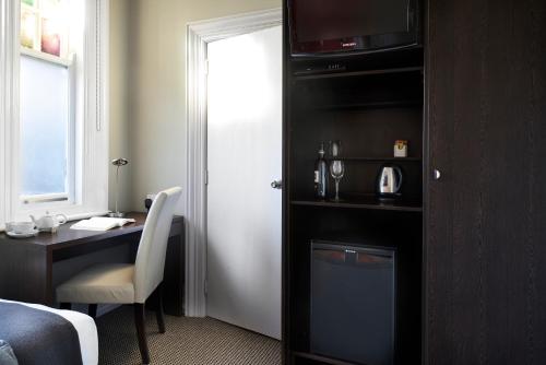 Vulcan Hotel Sydney - Nearby Attractions