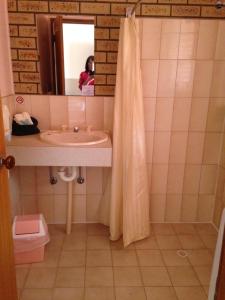 Wudinna Gawler Ranges Motel and Caravan Park - Frequently Asked Questions