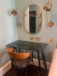 Bloomsbury Palace Hotel - Common Questions