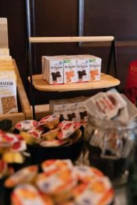 Hotel De Kroon Gennep - Nearby Attractions and Activities