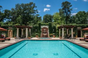 Hotel Granduca Houston - Booking Your Stay