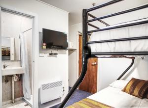 Selwyn Star Lodge - Location and Accessibility