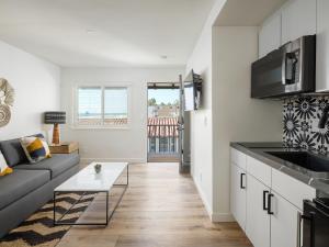 The Marbella - Booking Your Stay