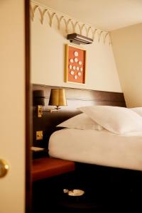 Grand Hotel Bellevue London - Common Questions
