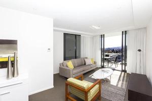 AAC Apartments - Manhattan - About Your Stay
