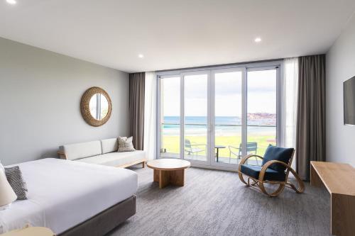 Abode Malua Bay - About Your Stay