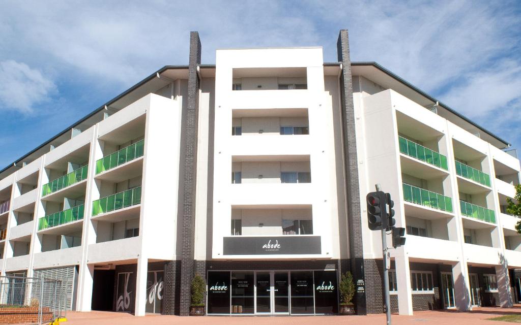 Abode Tuggeranong - About Your Stay