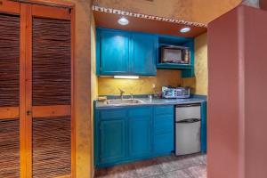 Adobe and Pines Inn Bed and Breakfast - About Your Stay