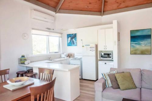 Aireys Inlet Getaway - Key Points