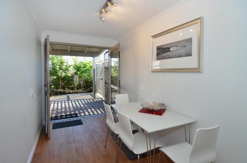 Albany Central Apartments - About Your Stay