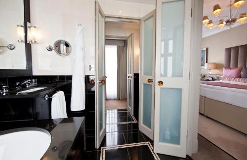Althoff St Jamess Hotel & Club London - Key Points