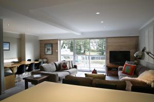 Altitude Apartments - Key Points