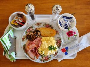 Andavine House - Bed & Breakfast - Key Points