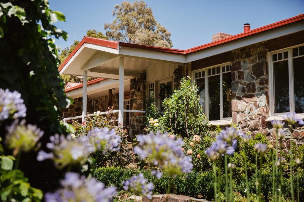 Araluen Boutique Accommodation - Key Points