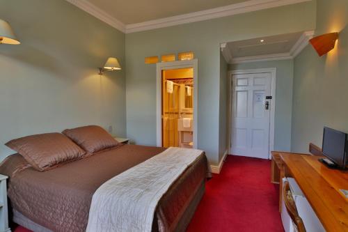 Astor Private Hotel - About Your Stay