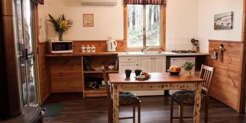 Balingup Heights Hilltop Forest Cottages - About Your Stay
