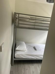 Batemans Bay North Bush Cottages - About Your Stay