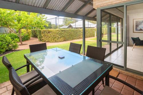 Bayshore Beachside Resort - About Your Stay