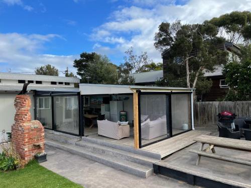 Beach House Getaway 1 - Key Points