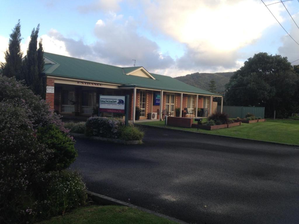 Beachcomber Motel & Apartments Review