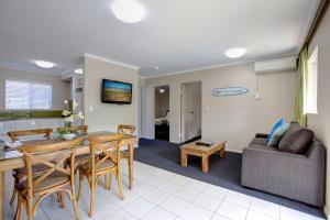Beachpark Apartments Coffs Harbour - About Your Stay
