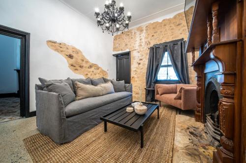 Blacksmith Cottage Aldinga - About Your Stay