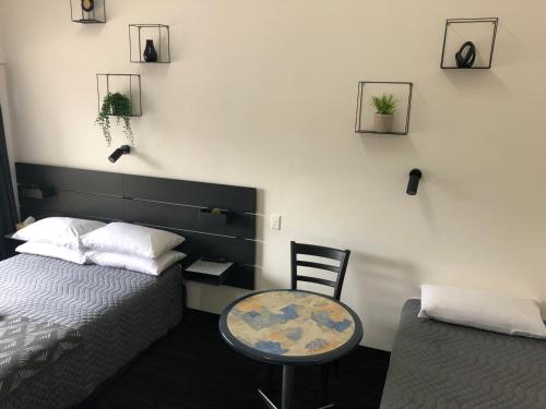 Blue Gums Hotel Motel - Key Points