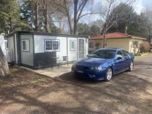 Blue Sapphire Motor Inn - About Your Stay