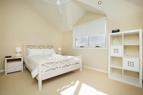 Blueys Retreat - About Your Stay