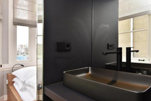 Boutique Hotel Havenkantoor - About Your Stay